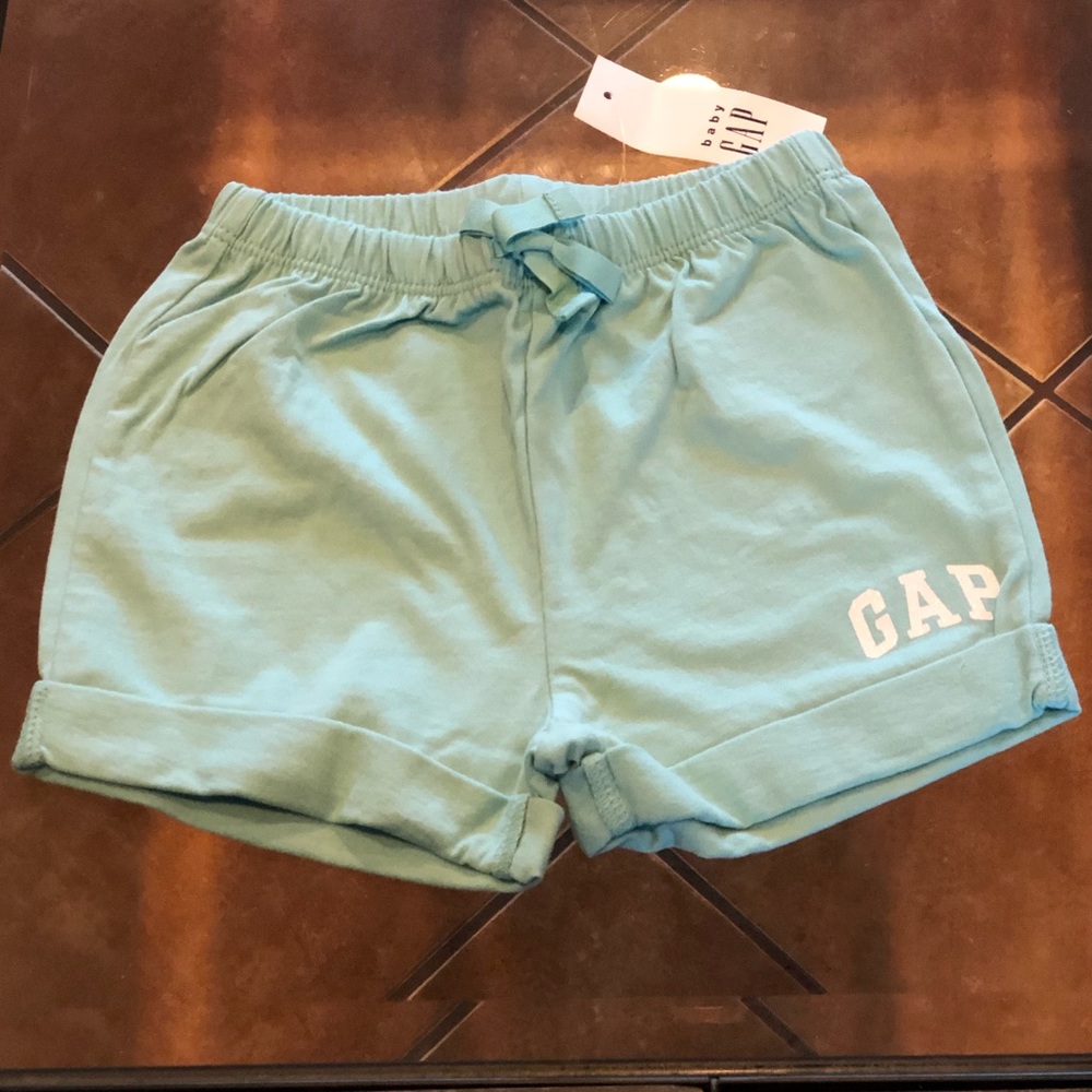 New GAP Shorts